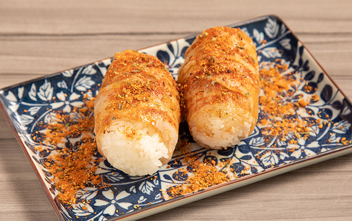 クラフトスパイスで食べる　肉巻き焼きおにぎり（苫小牧クラフトスパイス使用） 画像